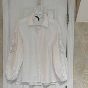 White House Black Market White Cotton Blend Blouse with Cut-out Lace Sleeves
